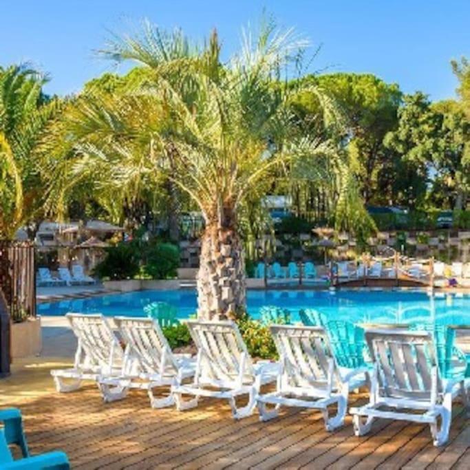Mobile Home 6-Pers Camping Lei Suves-Cotes D'Azur-Including Airco Roquebrune-sur Argens Exteriér fotografie